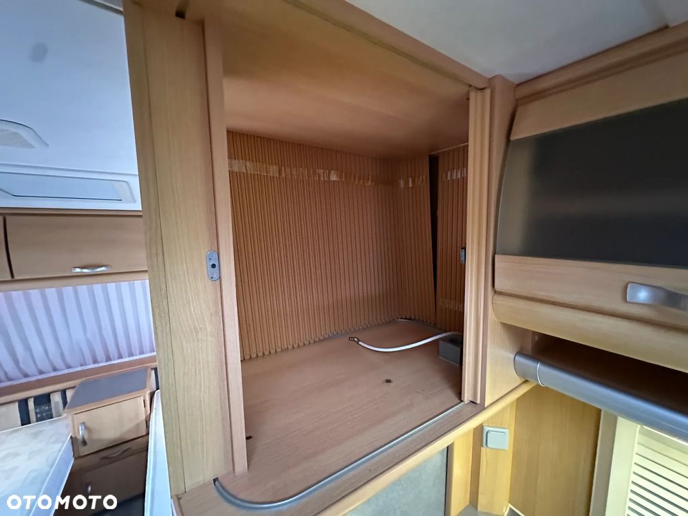 TEC 430 TRAVEL KING z napędem i przedsionkiem Isabella. - 29