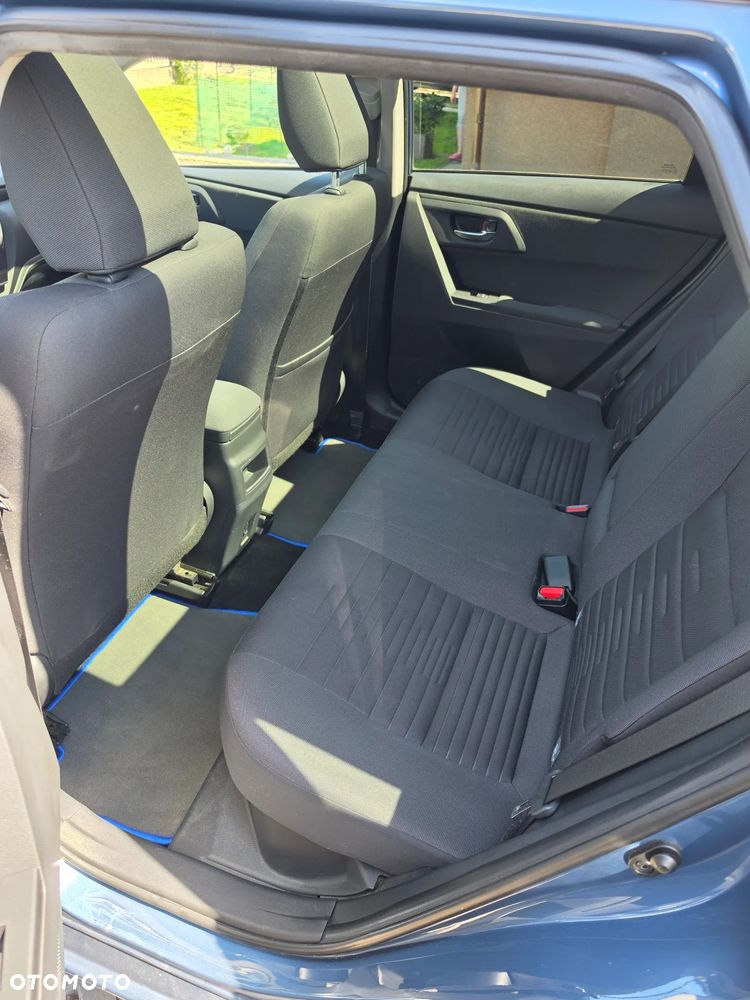 Toyota Auris 1.8 HSD Luna - 5