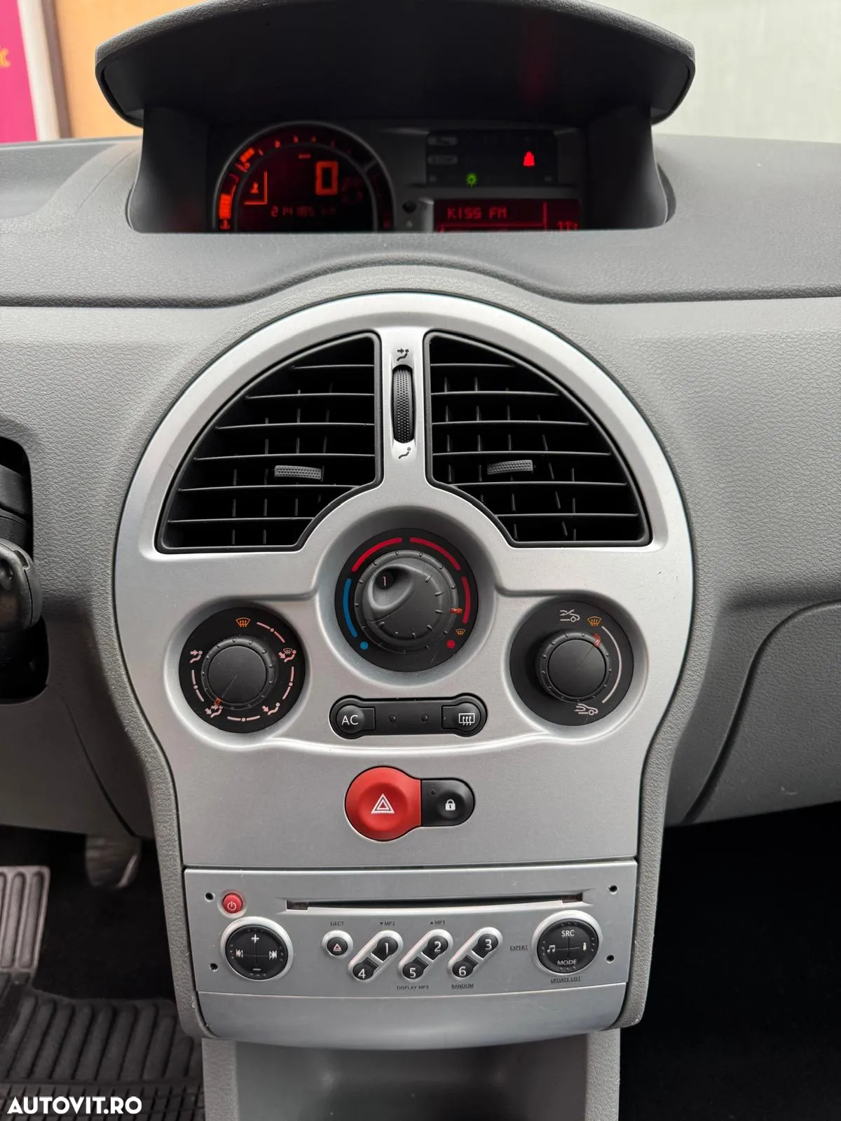 Renault Modus - 12