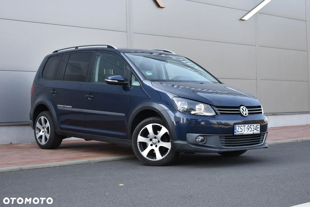 Volkswagen Touran - 31