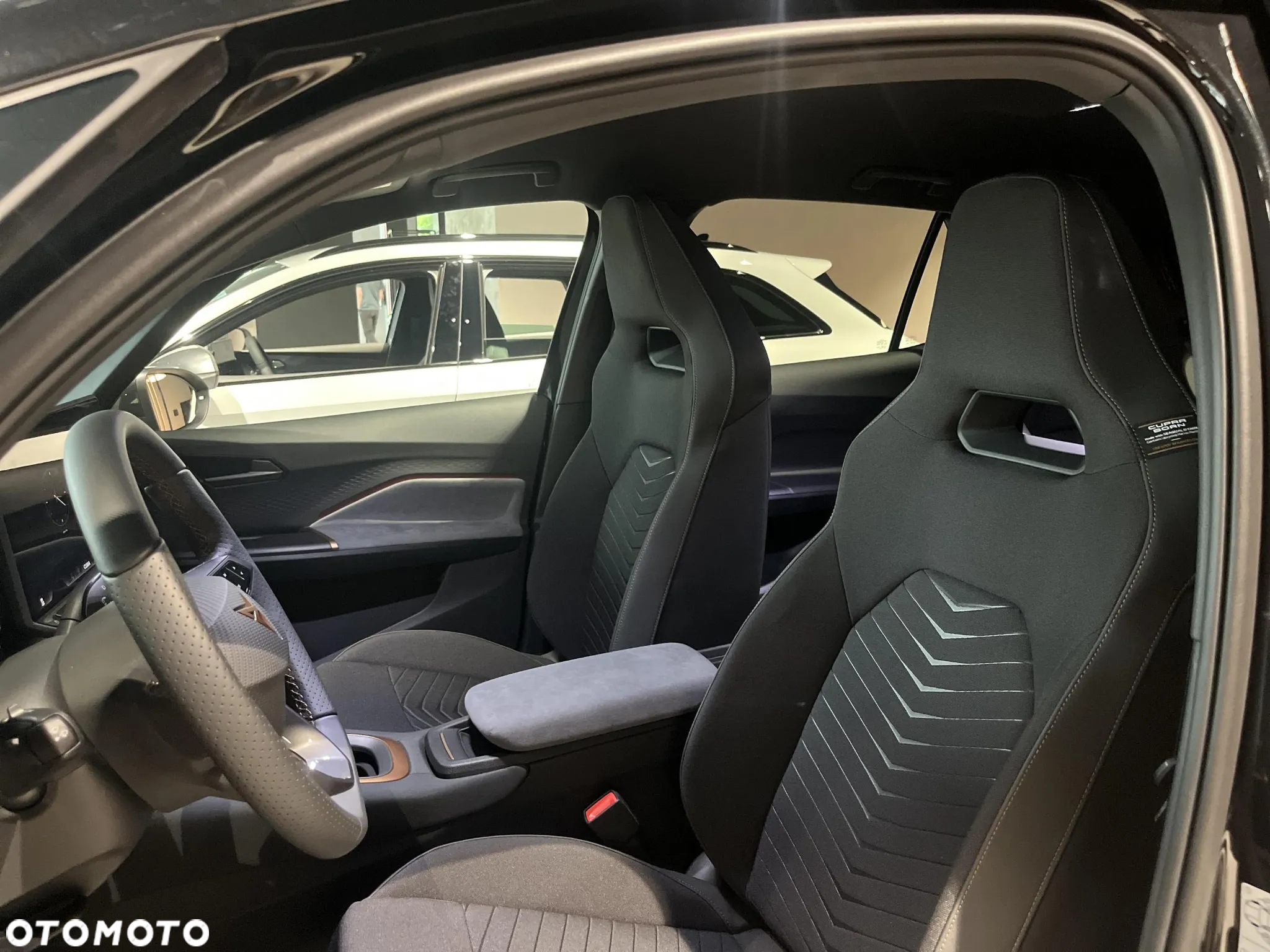 Cupra Born 59kWh E-Boost Advantage Edition - 13