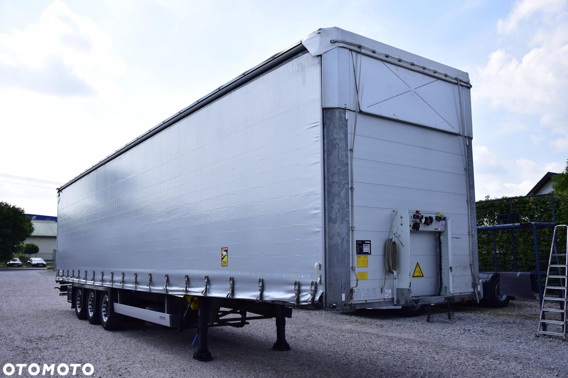 Schmitz Cargobull SCS24/L Varios - 3