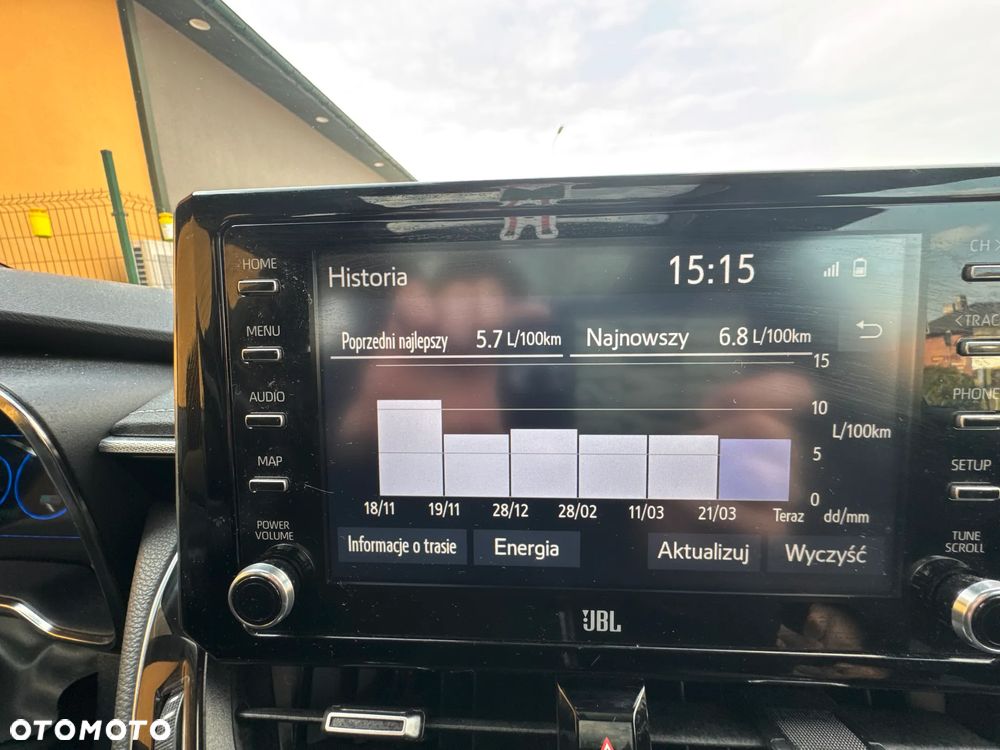 Toyota Corolla 2.0 Hybrid Executive - 6