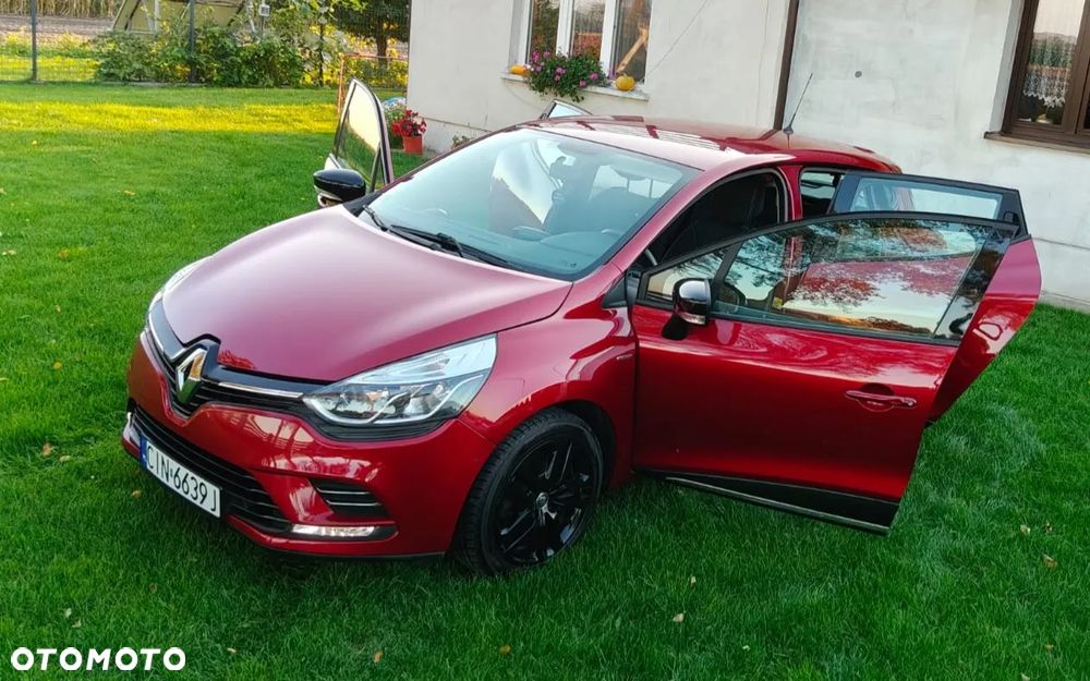 Renault Clio 1.2 16V 75 LIMITED - 17