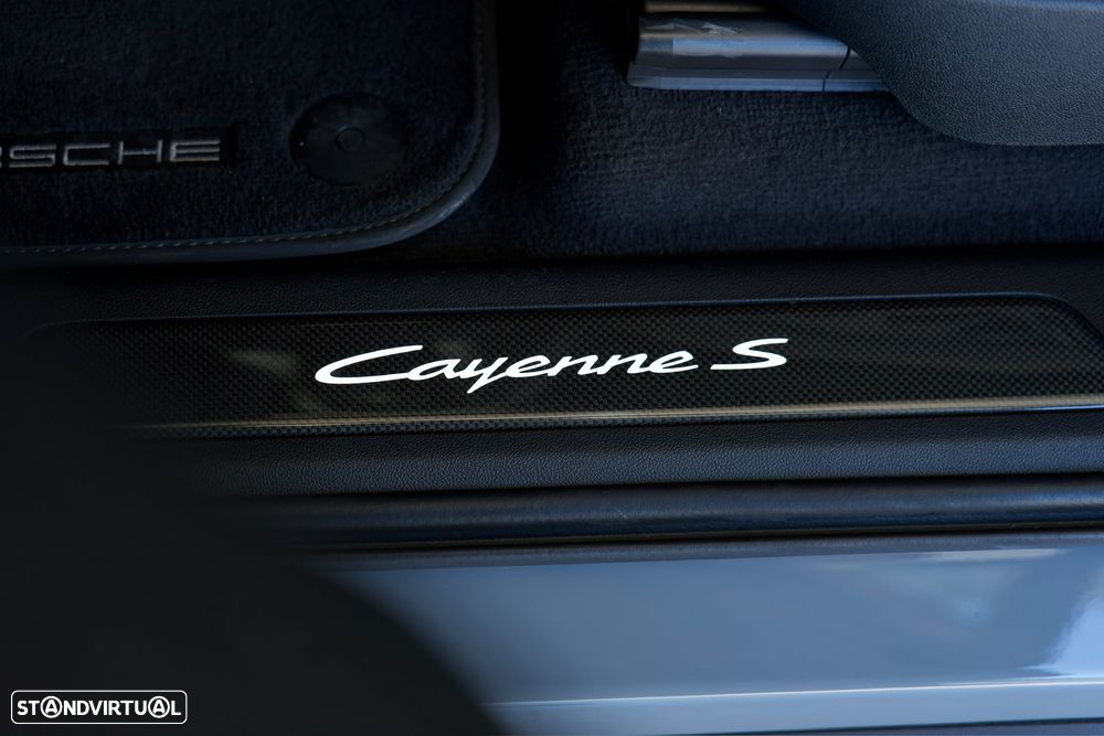 Porsche Cayenne Coupé S E-Hybrid Tiptronic S - 6