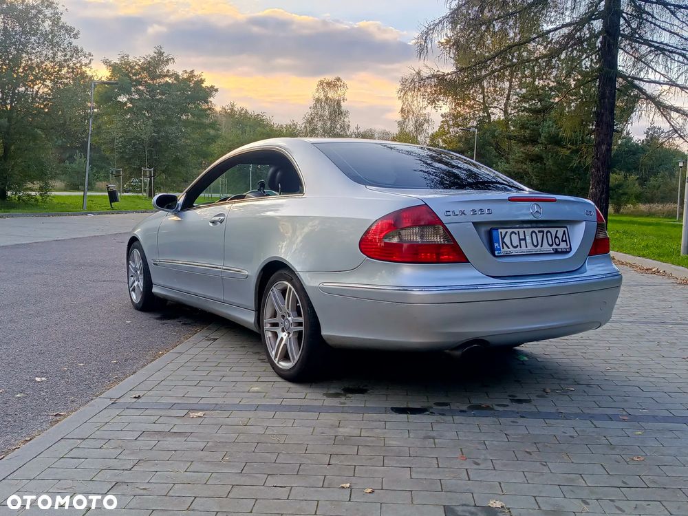 Mercedes-Benz CLK 220 CDI Avantgarde - 1