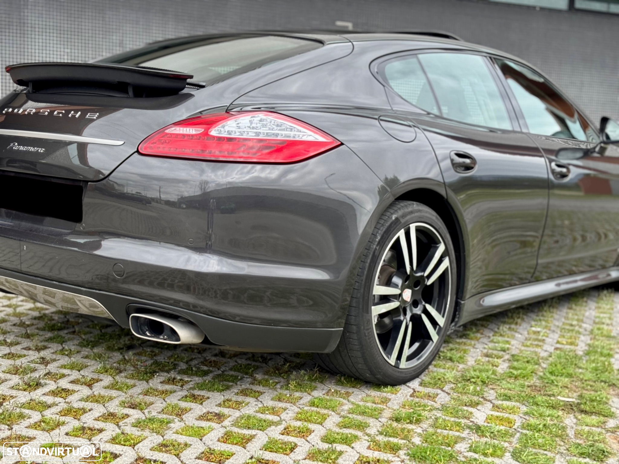 Porsche Panamera Platinum Edition - 20