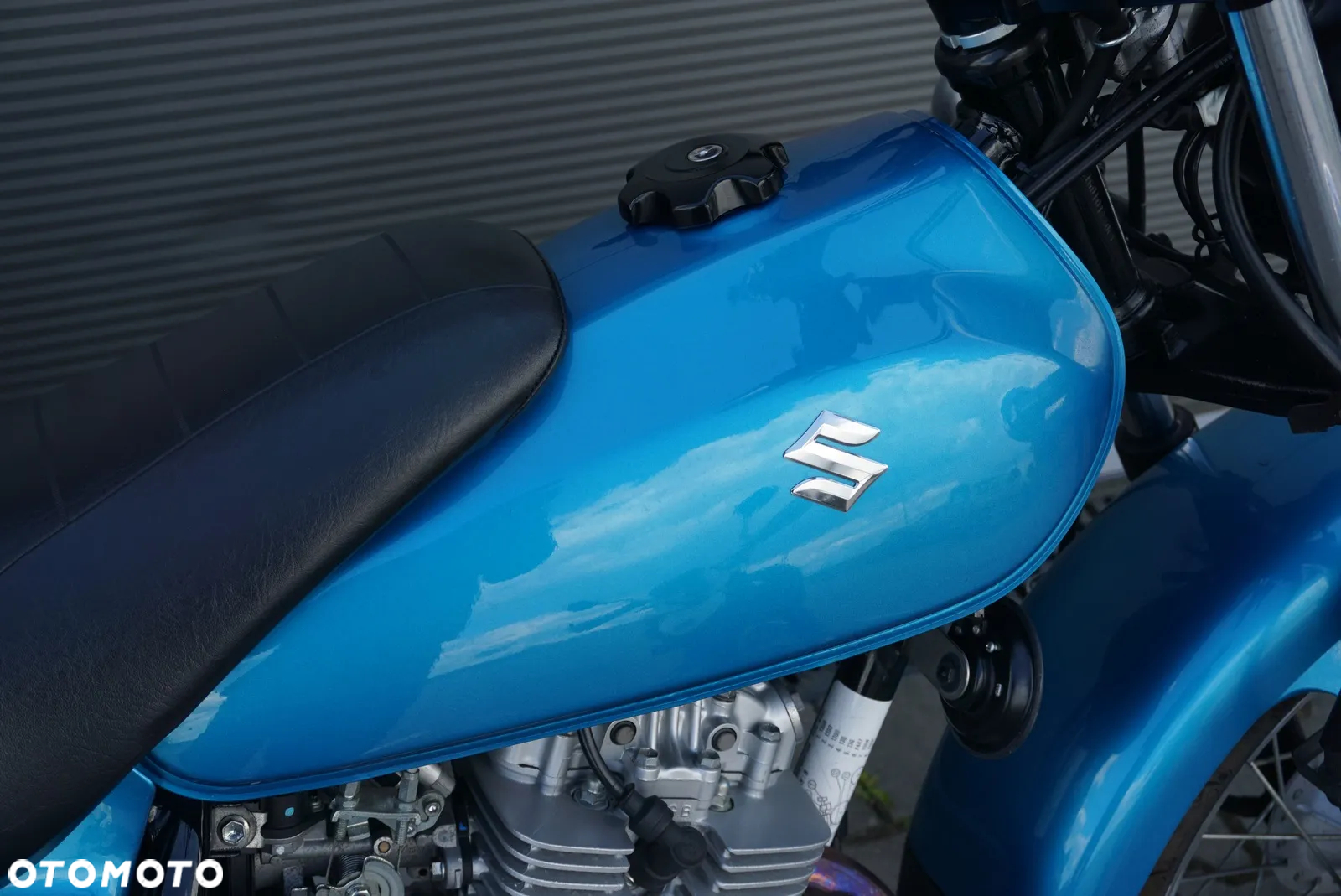 Suzuki RV - 15