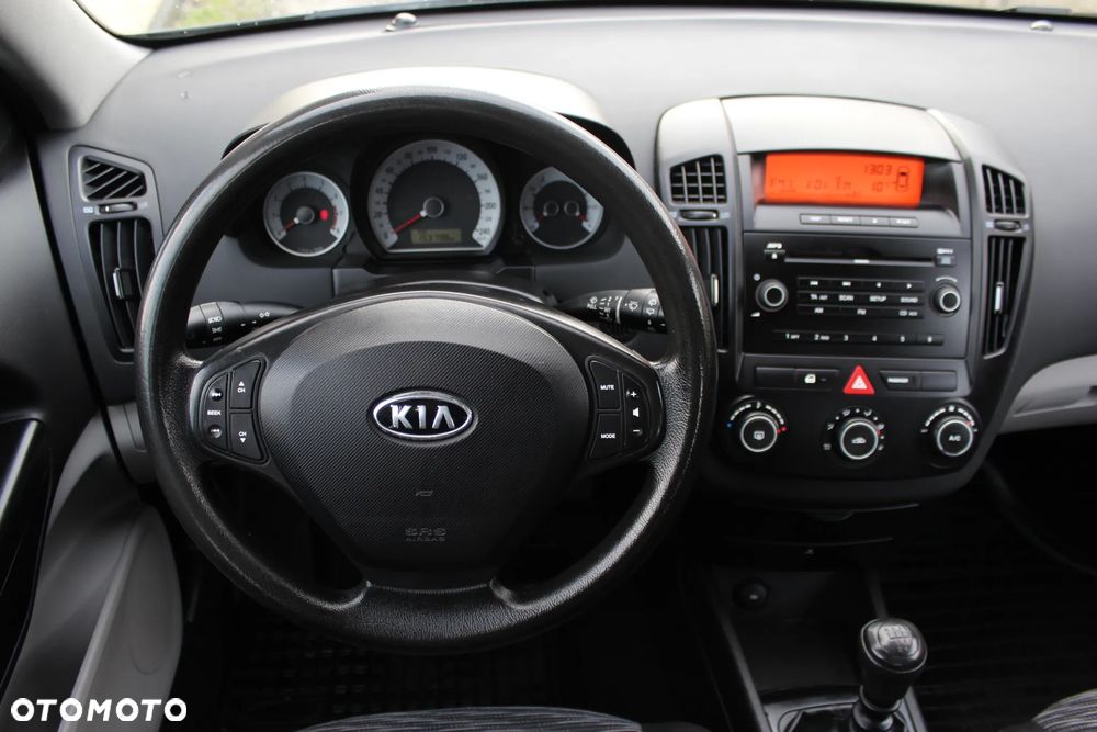Kia Ceed 1.4 CVVT LX - 18