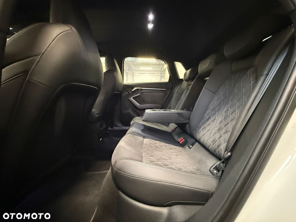 Audi A3 Sportback - 25