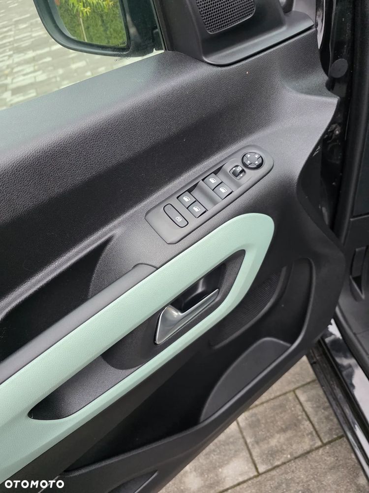 Citroën Berlingo XL BlueHDi 130 SHINE - 35