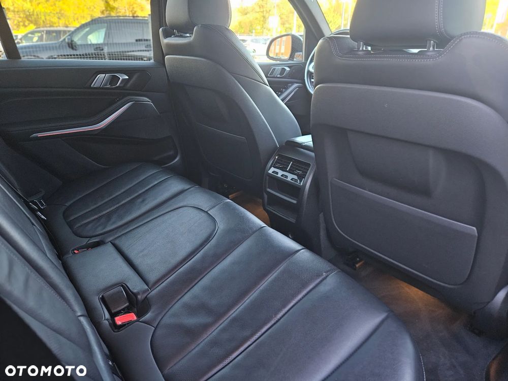 BMW X5 xDrive25d - 32