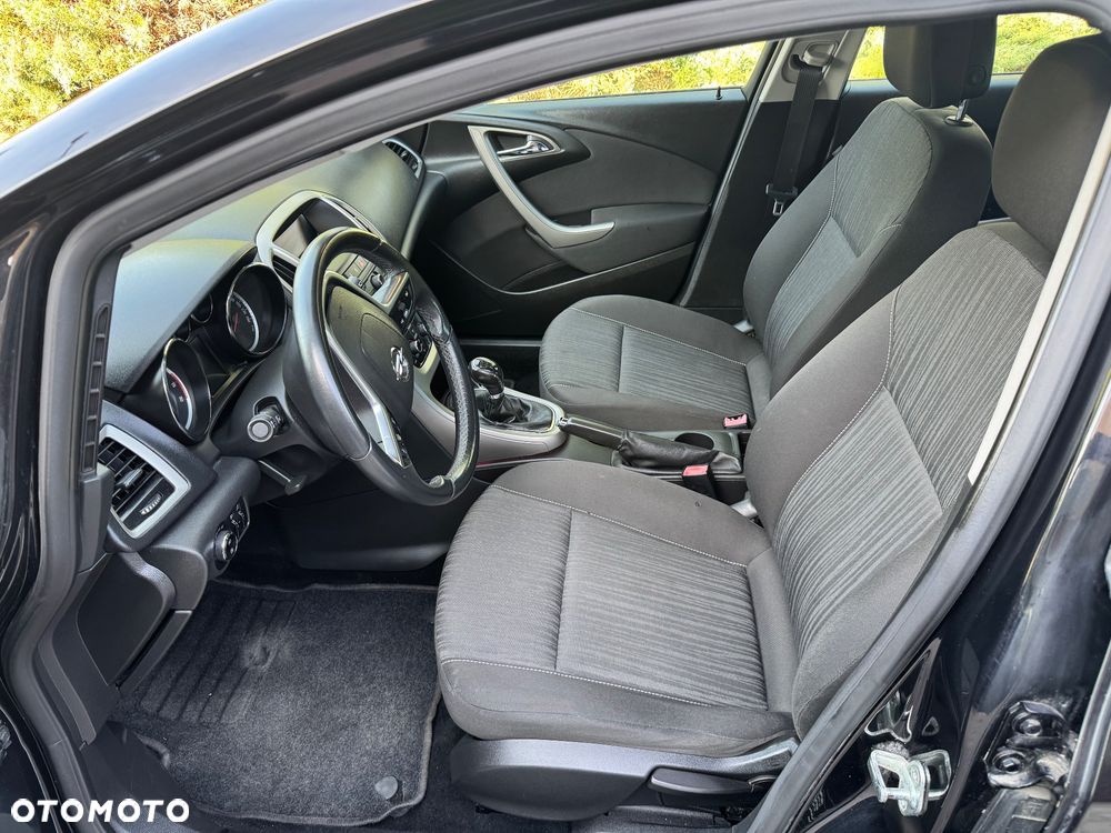 Opel Astra - 12