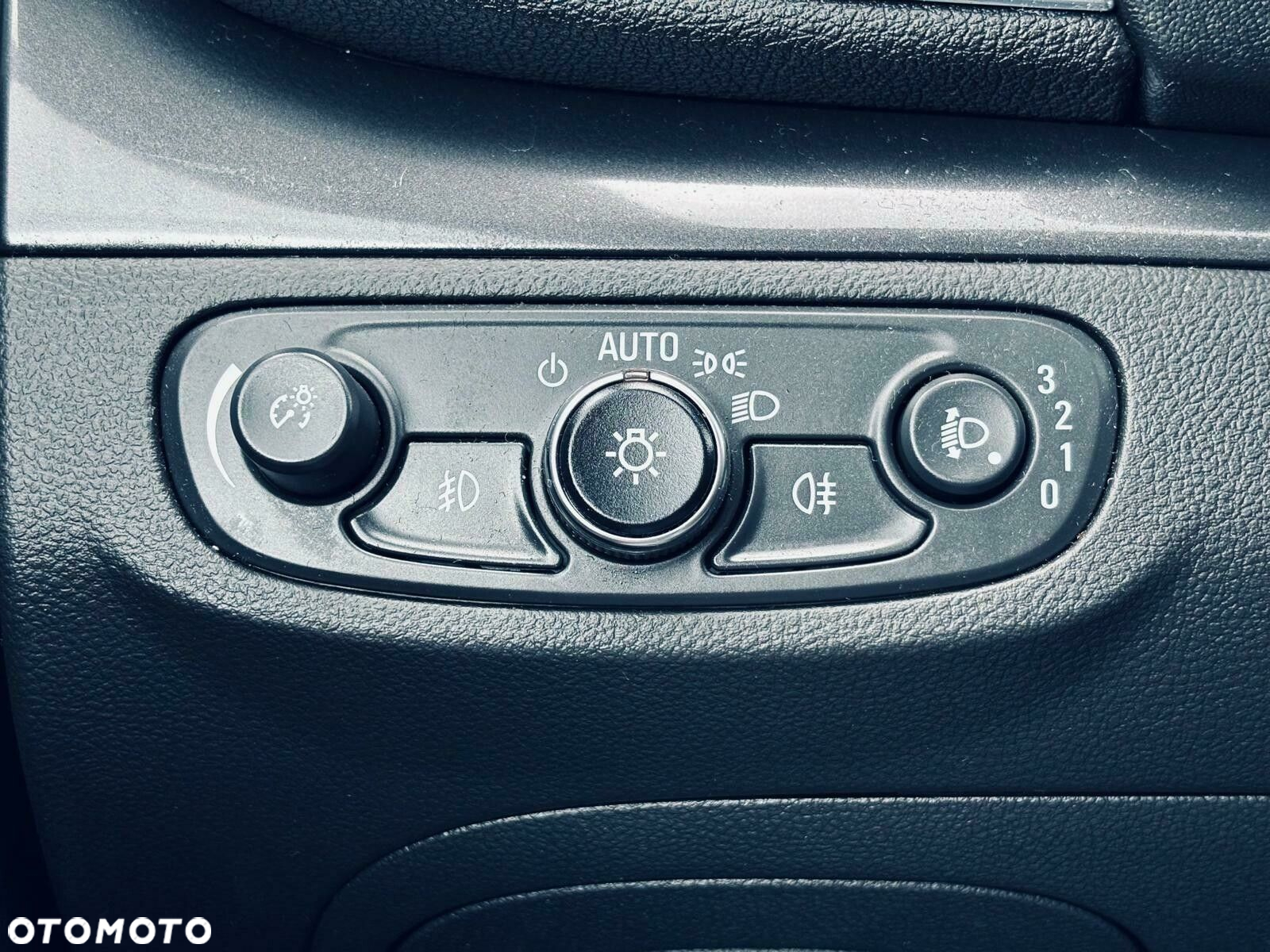 Opel Mokka X 1.4 T Elite S&S - 32