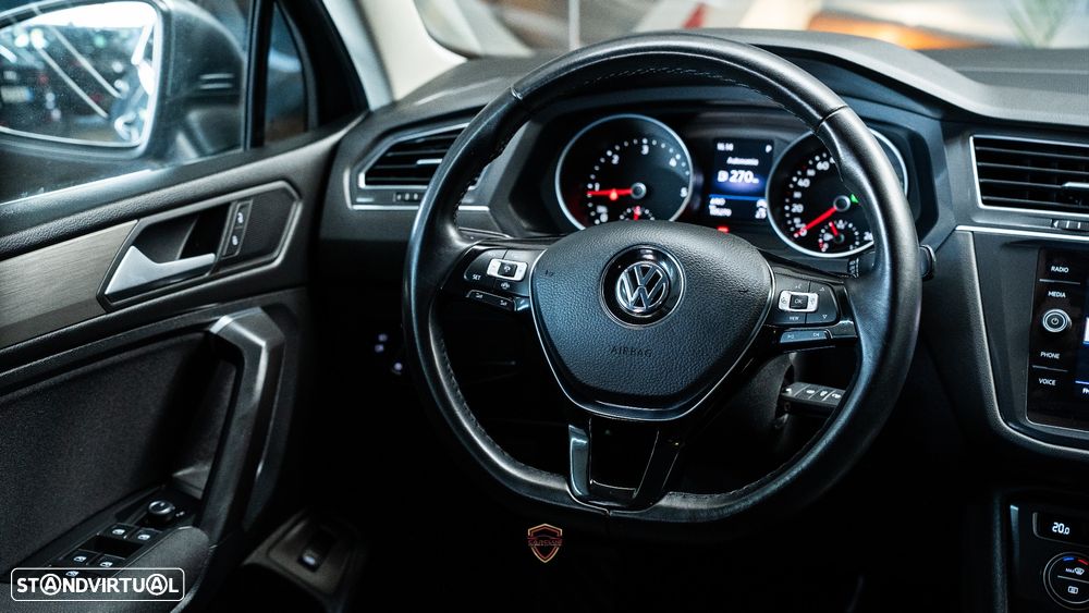 VW Tiguan Allspace 2.0 TDI Confortline DSG - 23