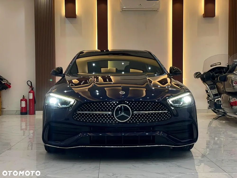 Mercedes-Benz Klasa C 300 4Matic 9G-TRONIC - 6
