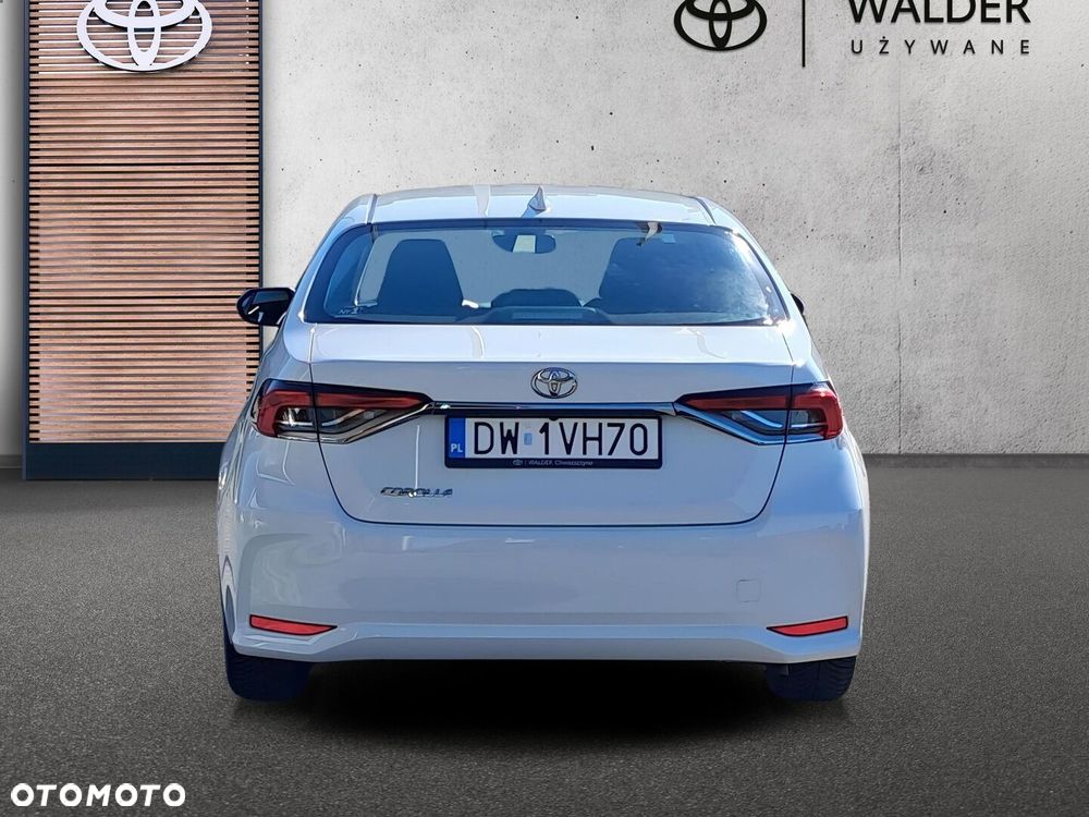 Toyota Corolla - 4