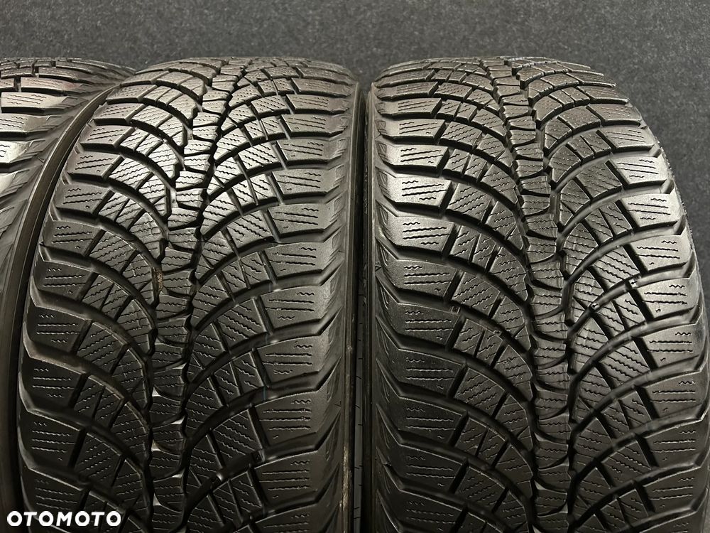 Opony zimowe Kumho WinterCraft WP71 235/45/18 98V XL 4szt. - 4