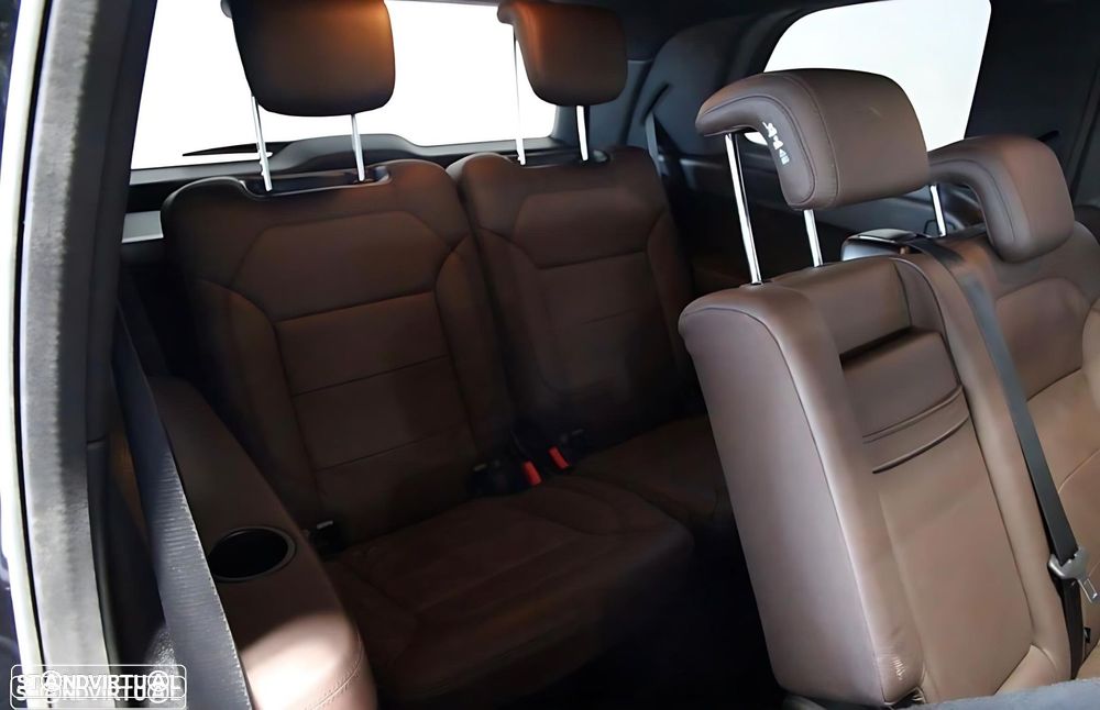 Mercedes-Benz GL 350 BlueTEC 4-Matic - 8