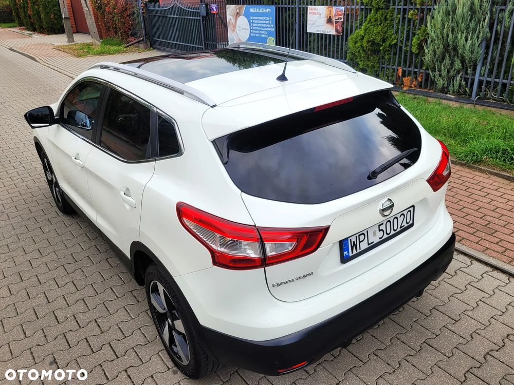 Nissan Qashqai 1.2 DIG-T N-Connecta EU6 - 13