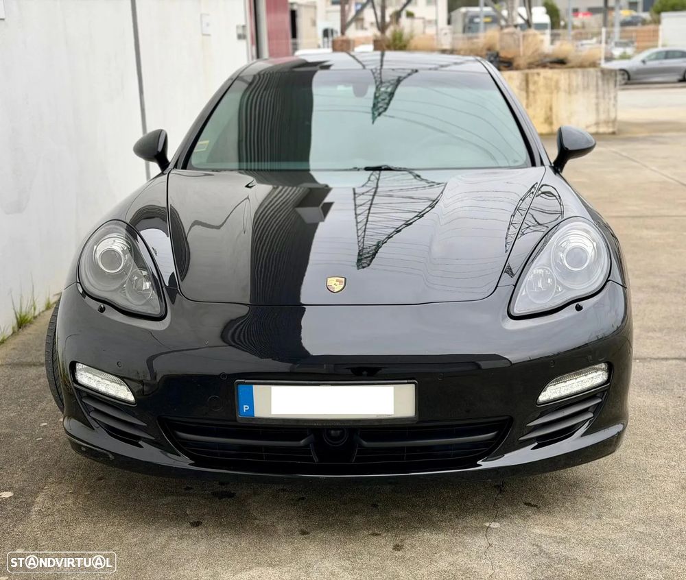 Porsche Panamera Platinum Edition - 1