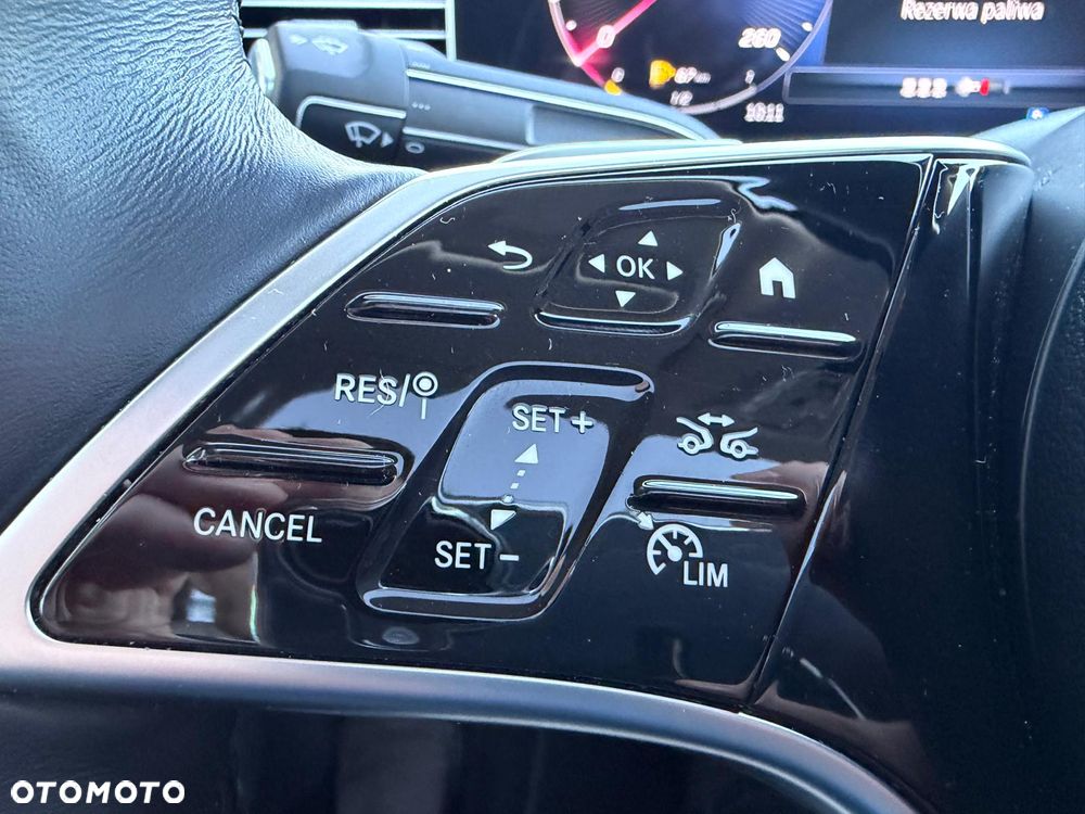 Mercedes-Benz GLE 300 d 4-Matic Premium Plus - 31