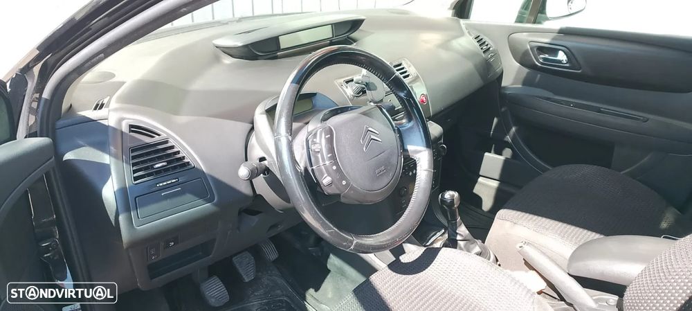 Citroën C4 1.6 HDi VTR Pack - 3