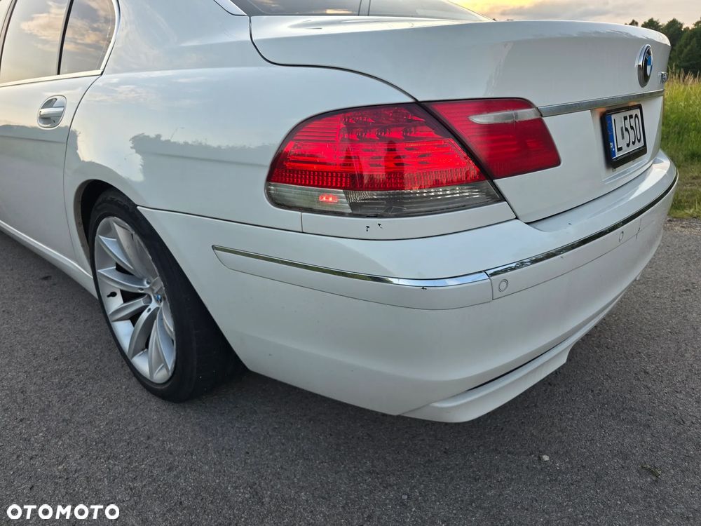 BMW Seria 7 750Li - 5