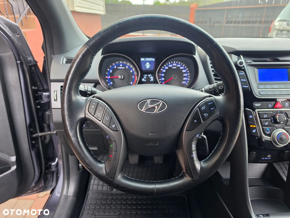 Hyundai i30 blue 1.6 GDI Passion - 29