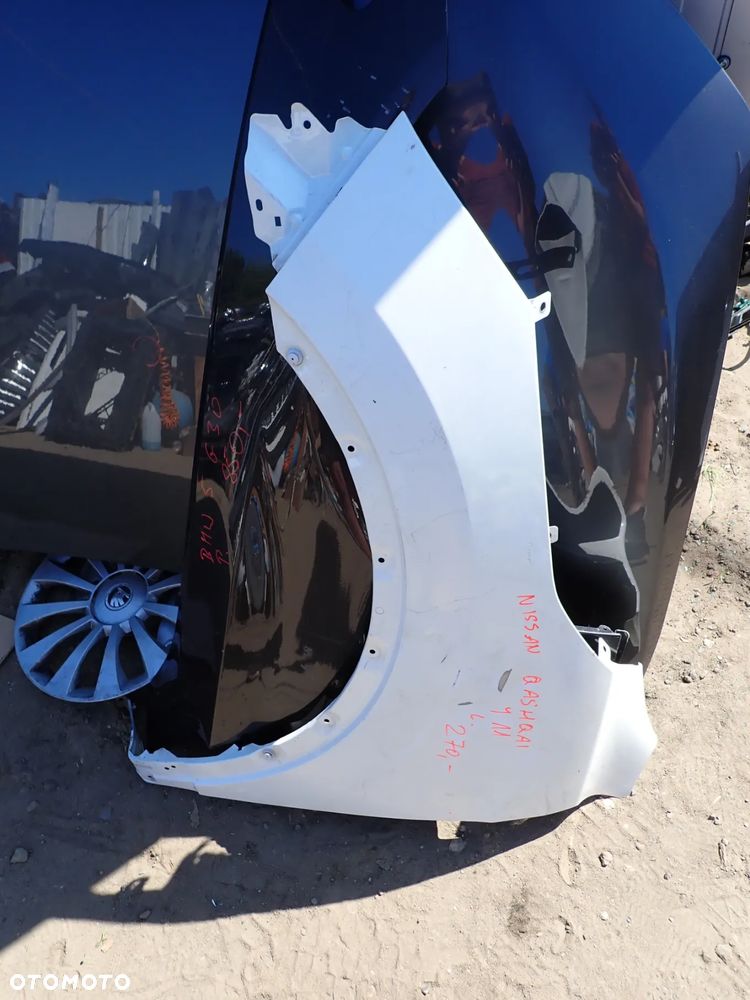 NISSAN QASHQAI J11 BŁOTNIK LEWY PRZÓD - 2