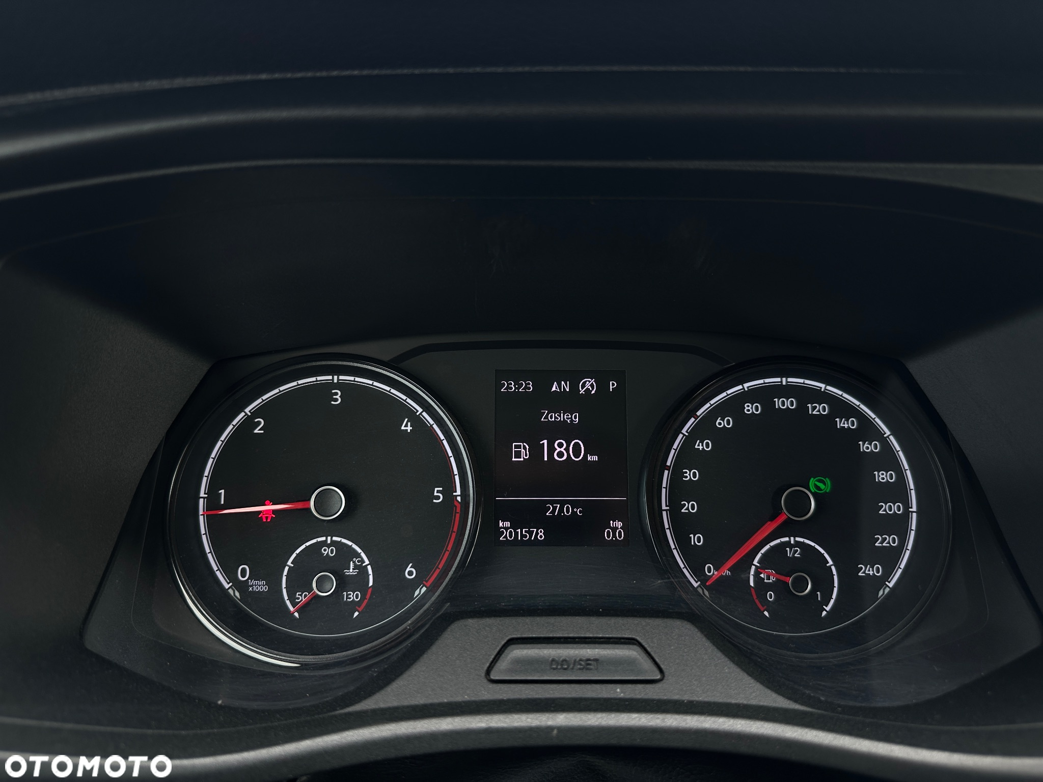 Volkswagen Transporter - 12
