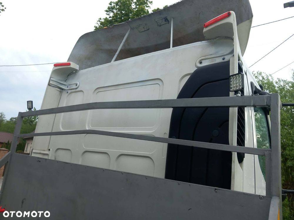 Volvo - 2