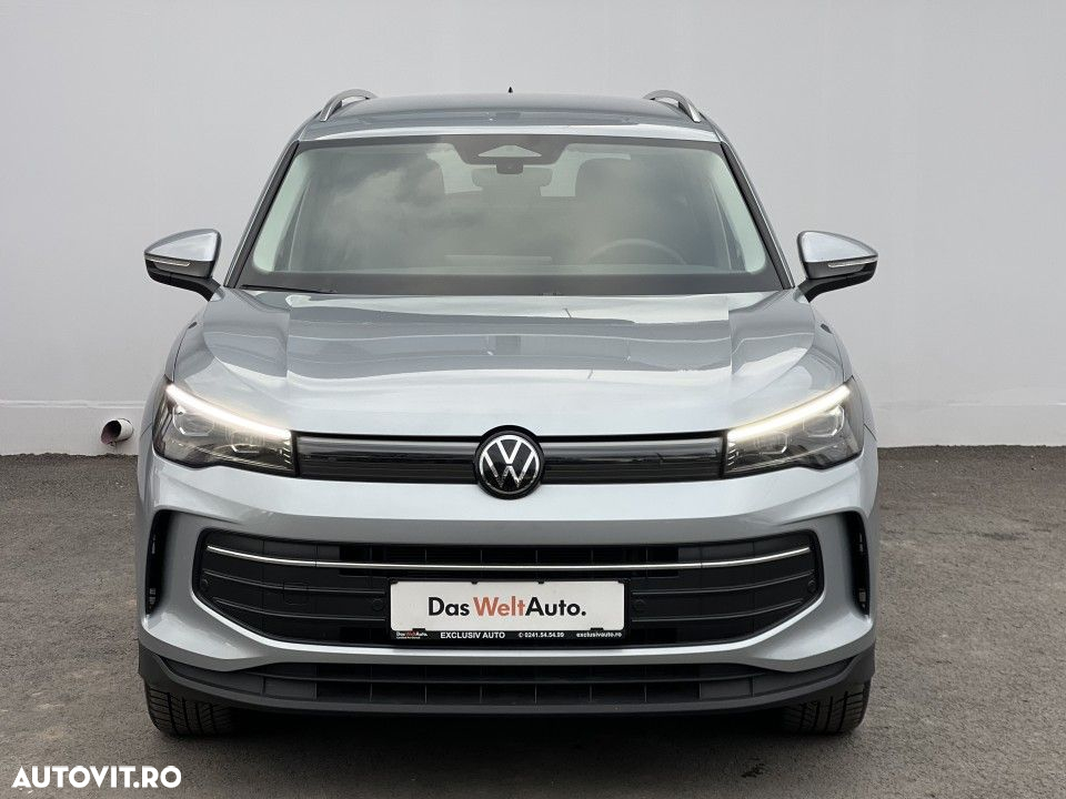 Volkswagen Tiguan - 32