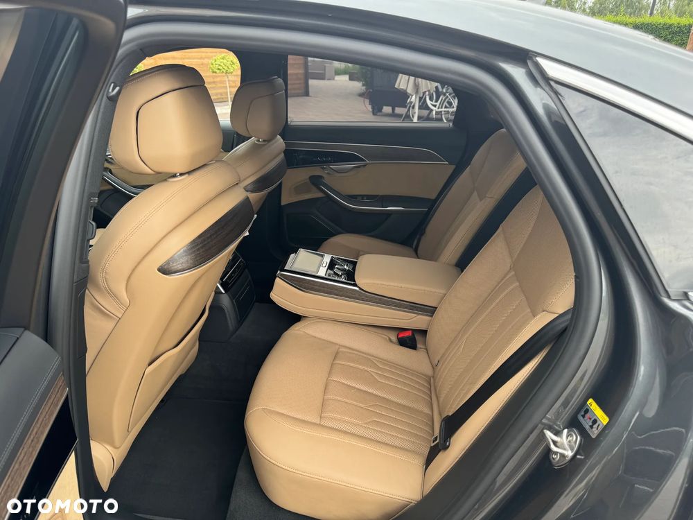 Audi A8 - 9
