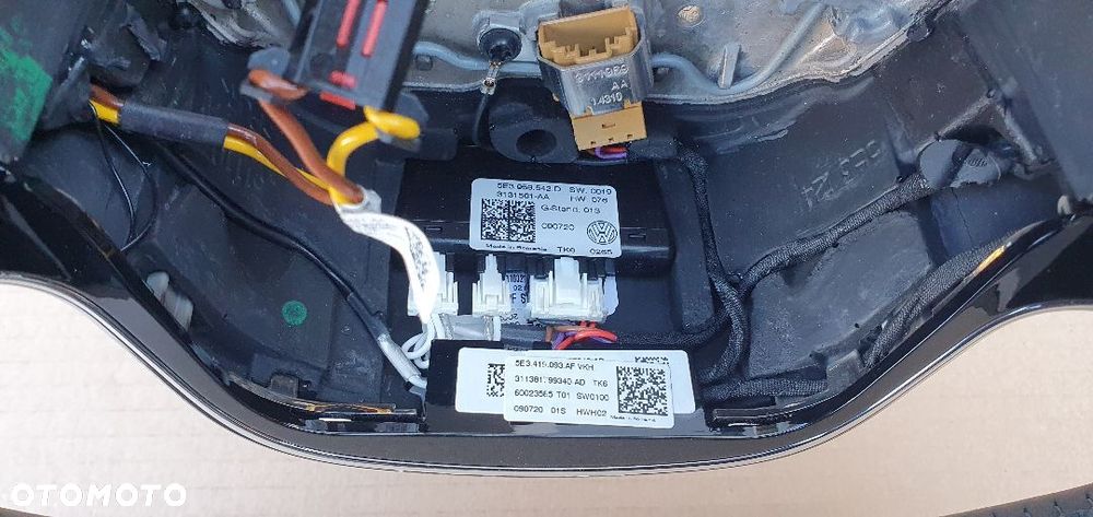 KIEROWNICA OCTAVIA IV 5E3 PODGRZEWANA PRZYCISKI 5E3959542D - 4