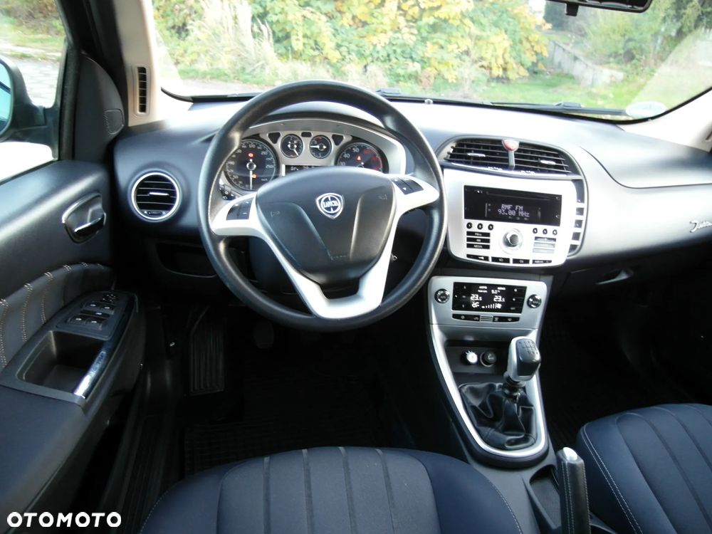 Lancia Delta - 22