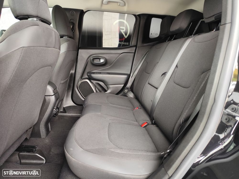 Jeep Renegade 1.6 MJD Limited - 32