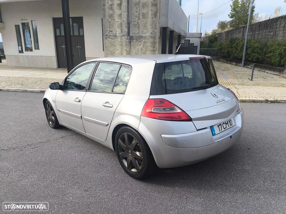 Renault Mégane 1.5 dCi Confort - 3