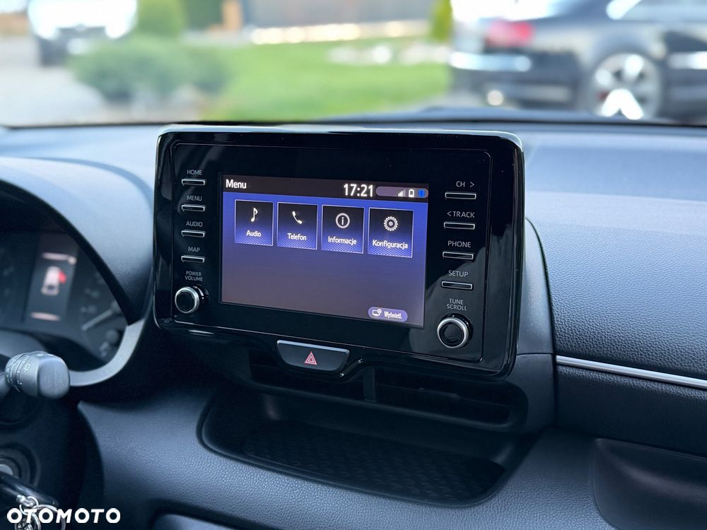 Toyota Yaris 1.5 Comfort - 24