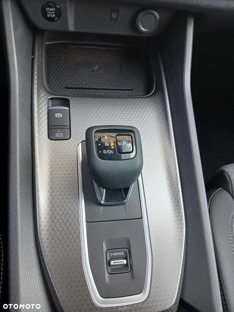 Nissan Qashqai 1.3 DIG-T MHEV N-Connecta Xtronic - 10