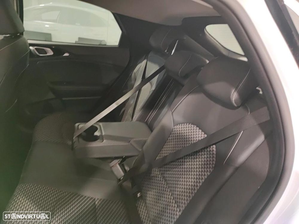 Kia XCeed 1.6 GDi PHEV Tech - 9