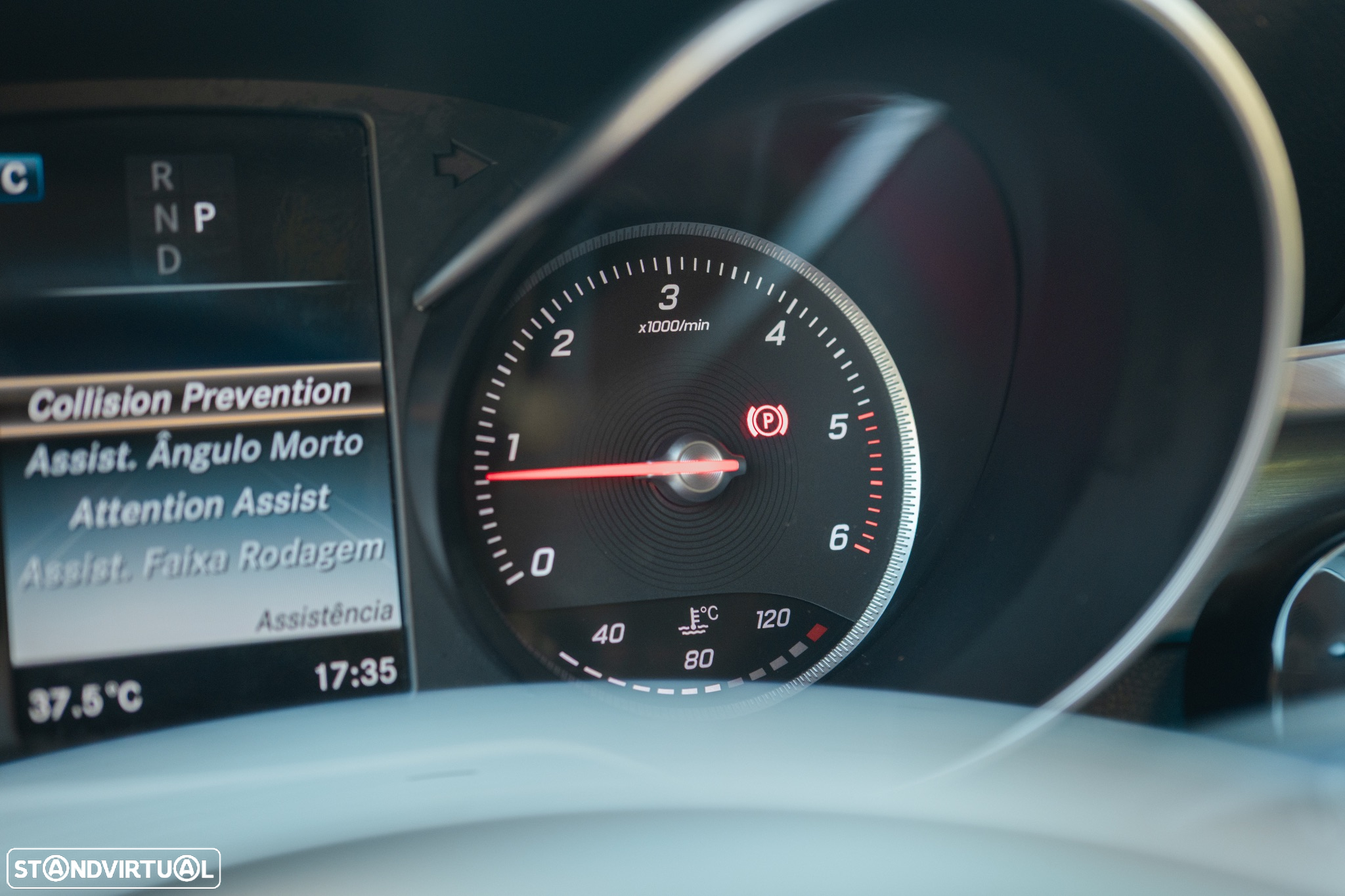 Mercedes-Benz GLC 220 d 4Matic 9G-TRONIC AMG Line - 33