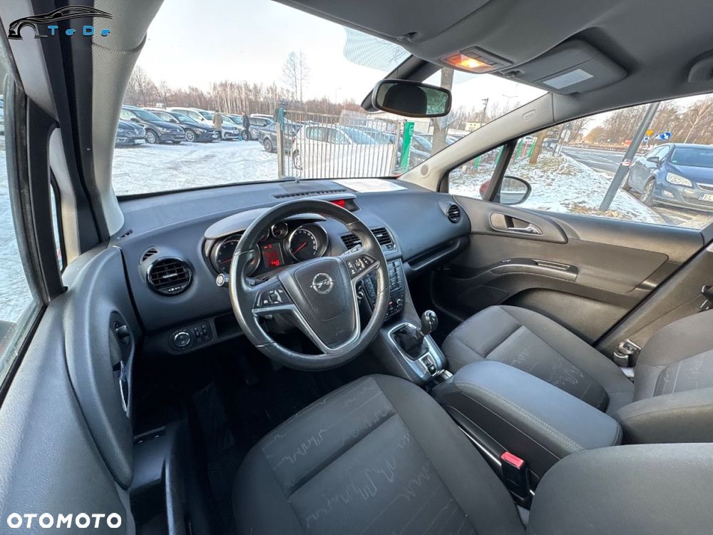 Opel Meriva - 24