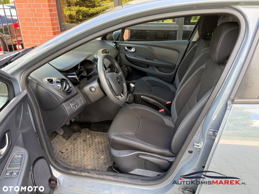 Renault Clio 1.2 16V Life - 11