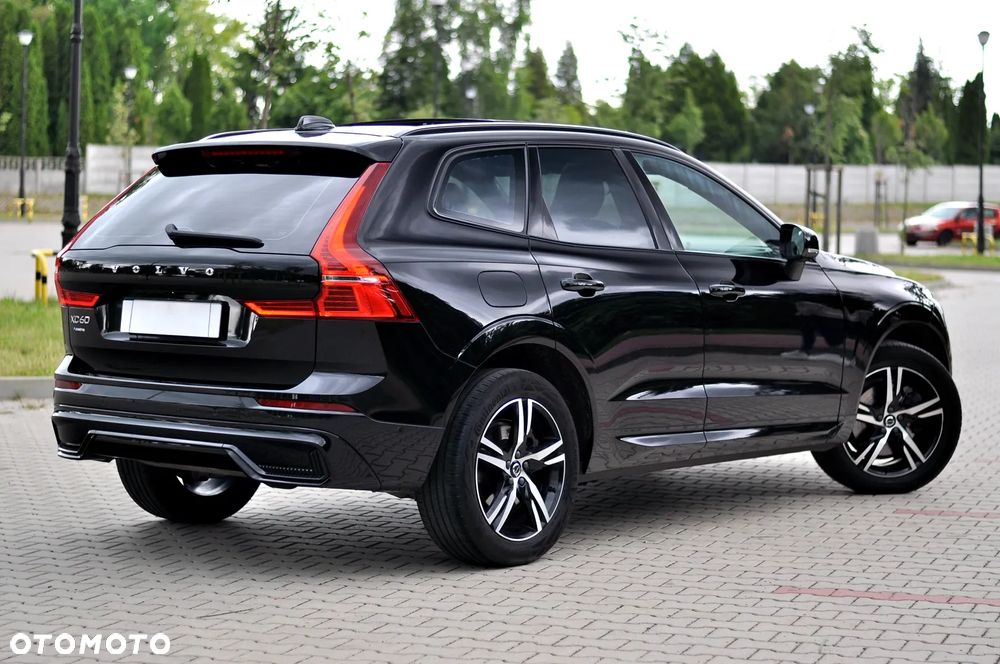 Volvo XC 60 B4 D AWD Ultimate Dark - 12