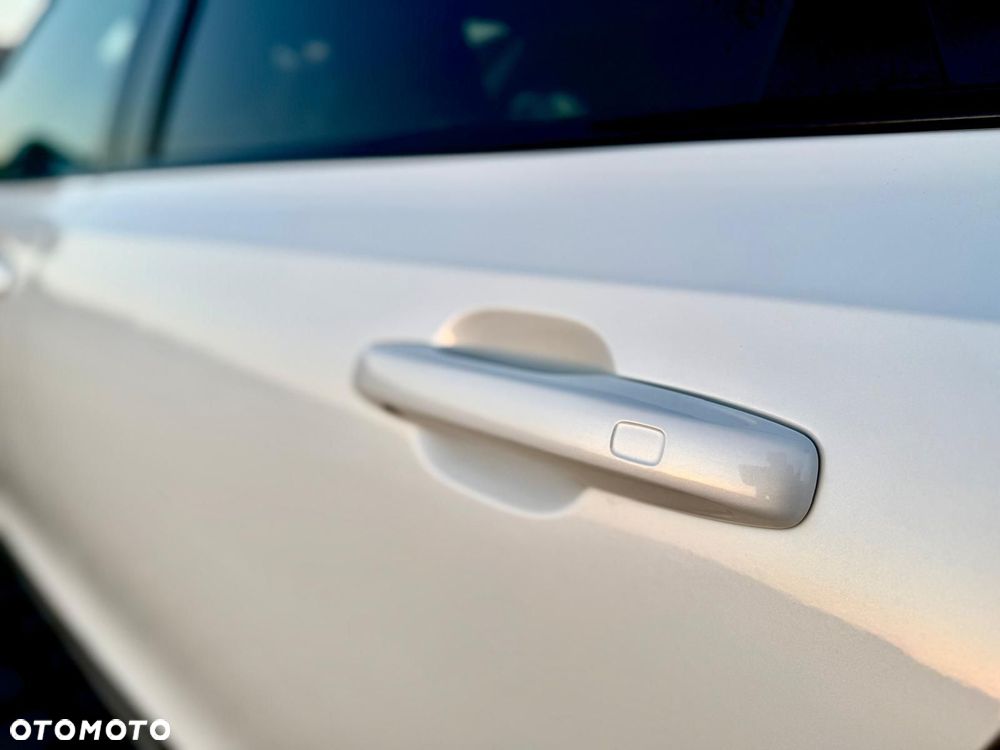 Volvo V90 Cross Country - 23