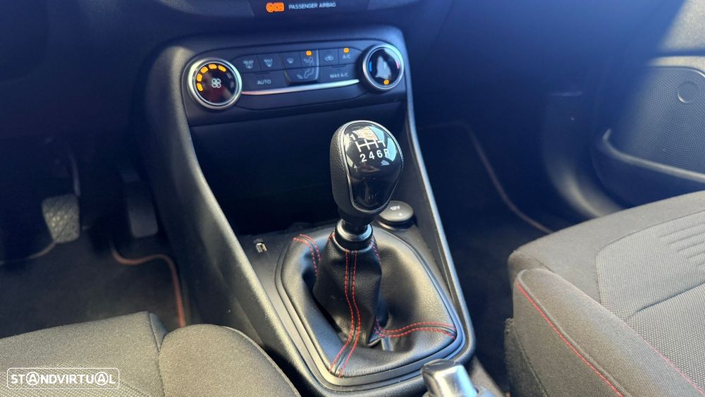 Ford Fiesta 1.0 EcoBoost ST-Line - 19