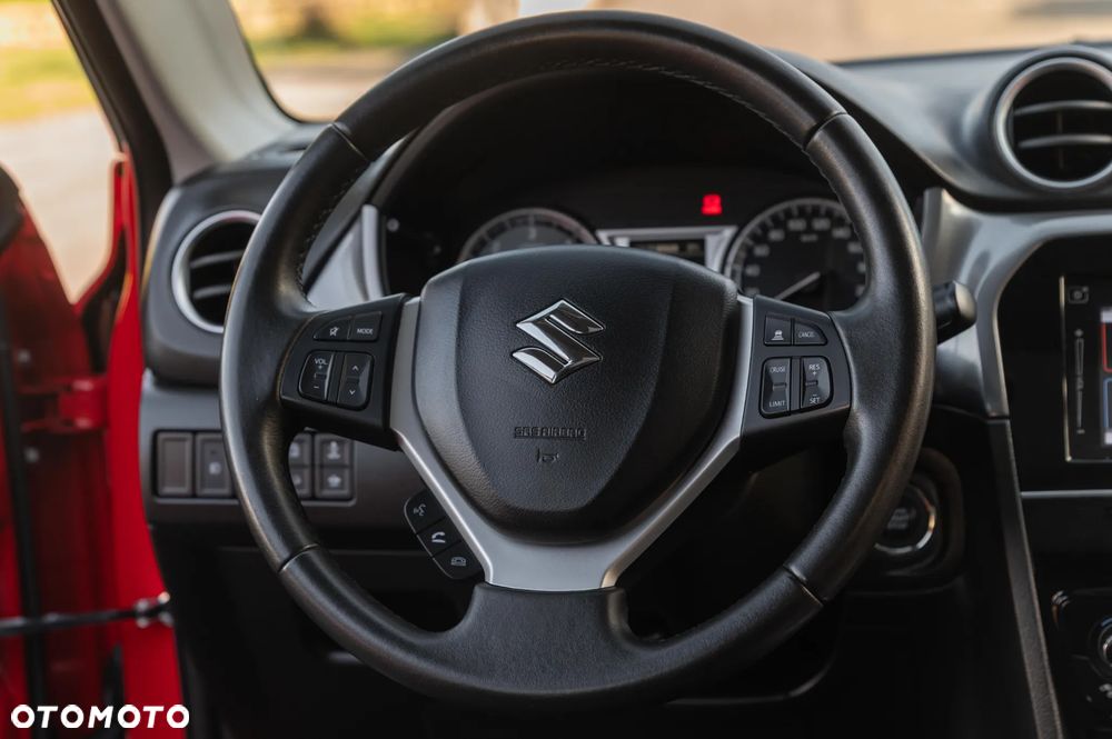 Suzuki Vitara 1.6 DDiS (4x4) Allgrip Comfort+ - 24