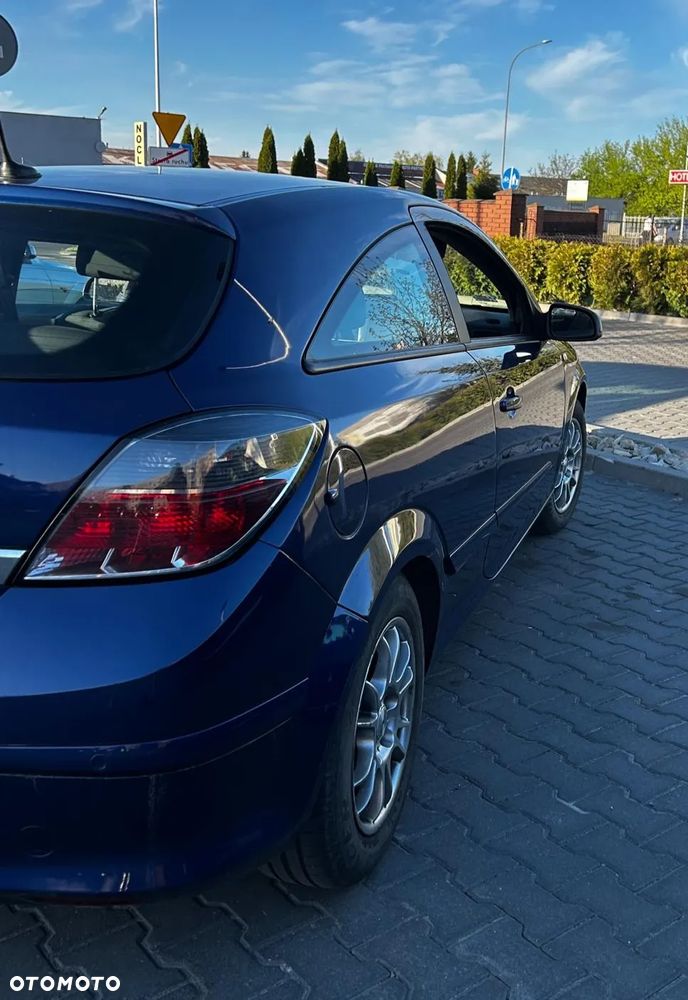 Opel Astra 1.8 Sport - 4