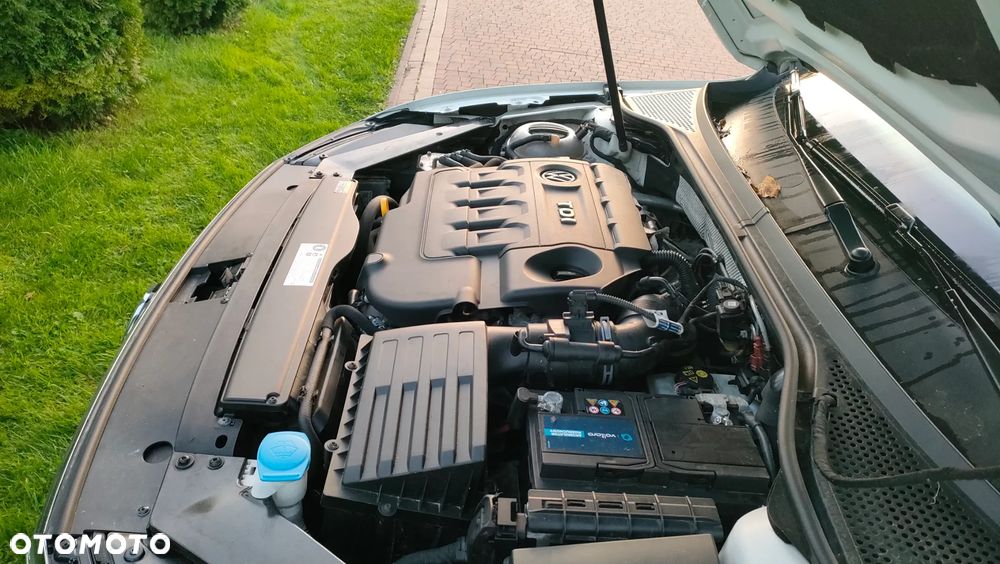 Volkswagen Passat 2.0 TDI SCR DSG Highline - 11